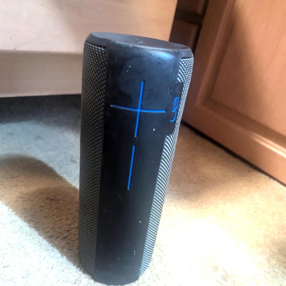 UE megaboom speaker
